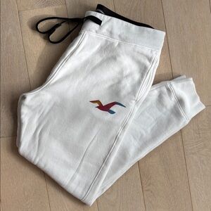 Hollister White Sweatpants with Multicolor Logo